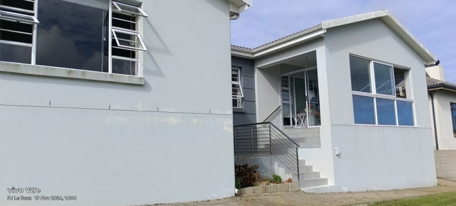 3 Bedroom Property for Sale in Seemeeu Park Western Cape